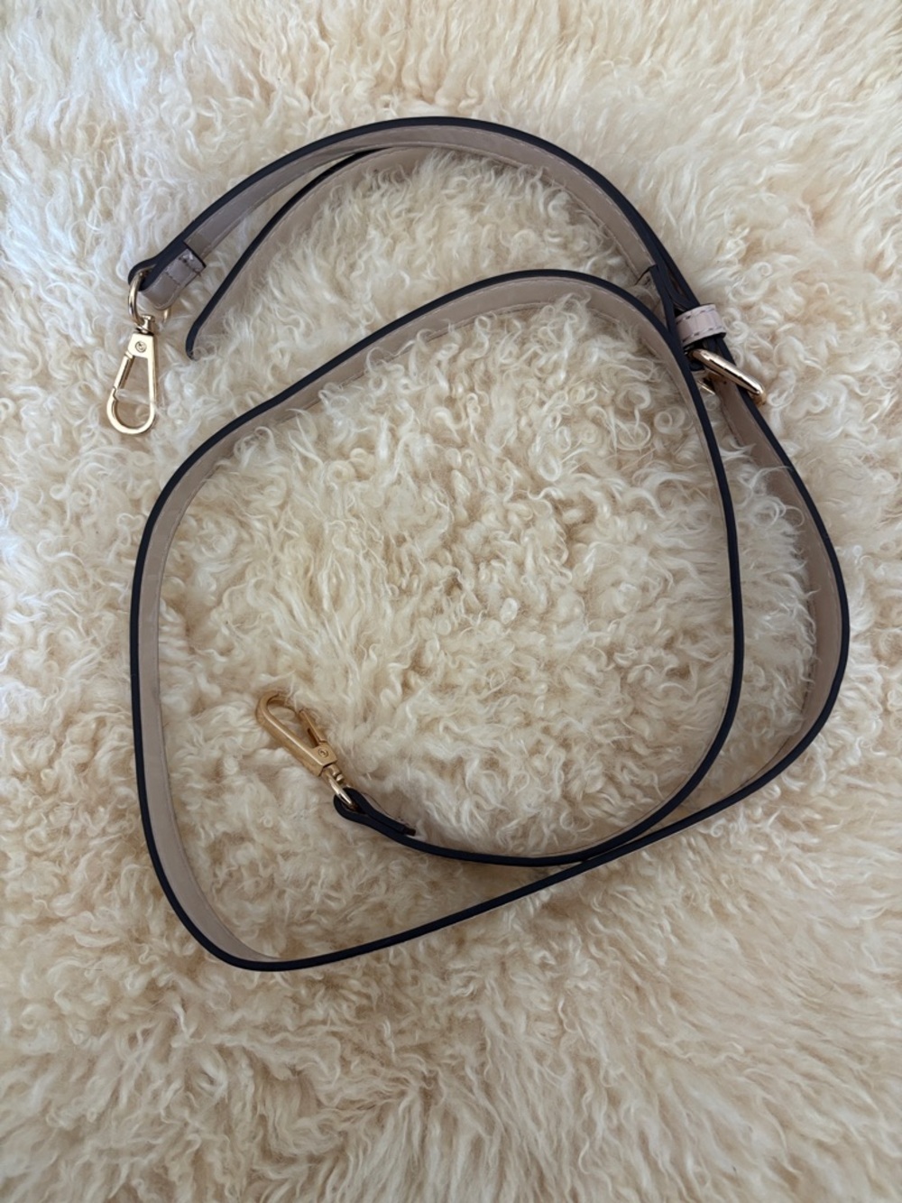 Elegant beige Quilted Top-Handle Women’s Bag - Picture 5 of 6